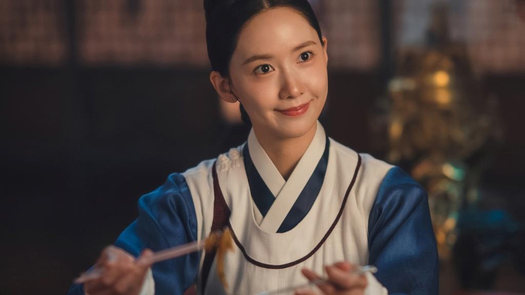 YOONA เล่าถึงเบื้องหลังซีรี่ส์ Bon Appétit, Your Majesty ว่า 95% ของฉากปรุงอาหารเป็นฝีมือของเธอเอง